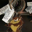 Six Flags Magic Mountain Looney Tunes Tasmanian devil Enamel Keychain New