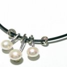 Free shipping--Natural Pearl Pendant With 16" Leather Chain