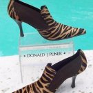 Donald Pliner $395 HAIR CALF LEATHER Bootie Shoe Pump NIB 8 ELASTIC SIDE PANEL Donald Pliner $395 HAIR CALF LEATHER Bootie Shoe Pump NIB 8 ELASTIC SIDE PANEL