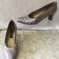 Stuart Weitzman Taupe Textured Shoe Pump EUC Size 7.5 2 1/2" heel Classic