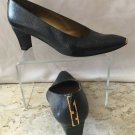 Stuart Weitzman Navy Blue Textured Shoe Pump Size 7.5 2 1/2" heel Classic Stuart Weitzman Navy Blue Textured Shoe Pump Size 7.5 2 1/2" heel Classic
