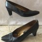 Stuart Weitzman Navy Blue Textured Shoe Pump Size 7.5 2 1/2" heel Classic