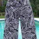 Cache Geometric Floral Walking Bermuda City Short Pant New 0/2/4/6/8 XS/S/M NWT Cache Geometric Floral Walking Bermuda City Short Pant New 0/2/4/6/8 XS/S/M NWT