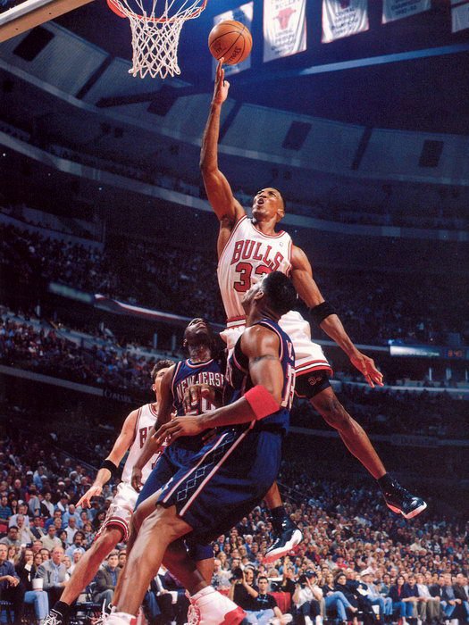 Scottie Pippen Chicago Bulls Retro Basketball Sport 32x24 Print Poster