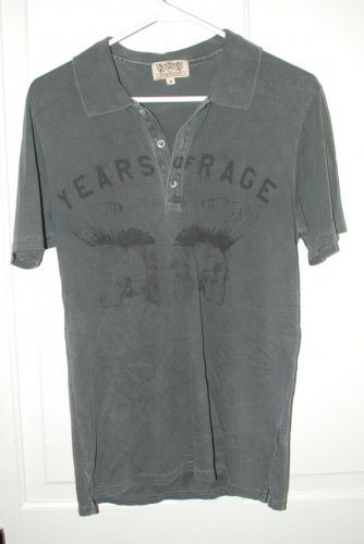 Juicy Couture Men's 3 button polo shirt SMALL