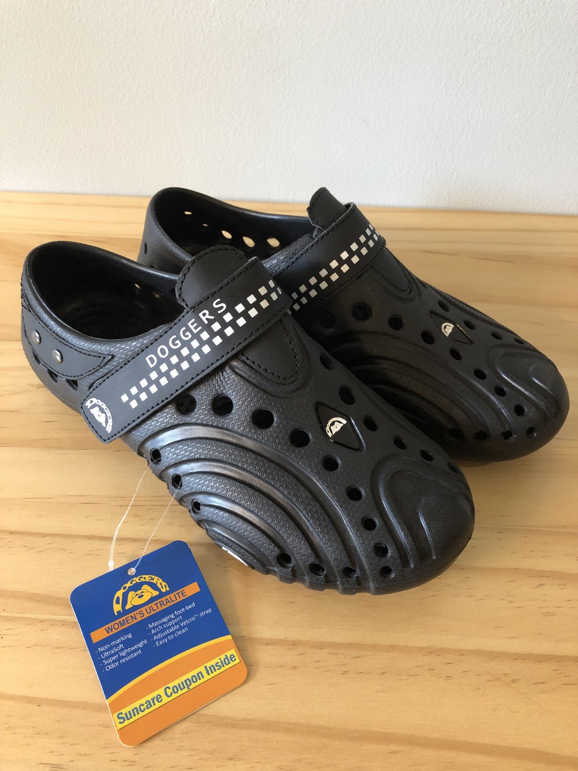 Doggers Ultralite Black Shoes Womens 5/6