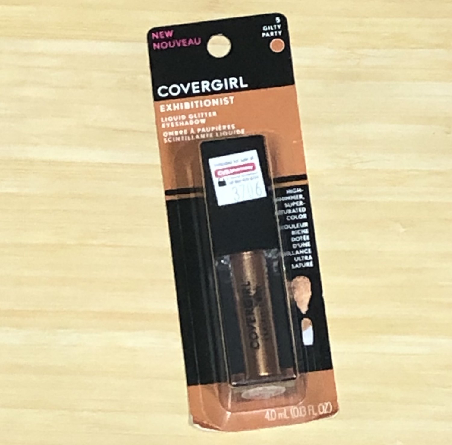 CoverGirl Exhibitionist Liquid Glitter Eye Shadow 5 Gilty Party