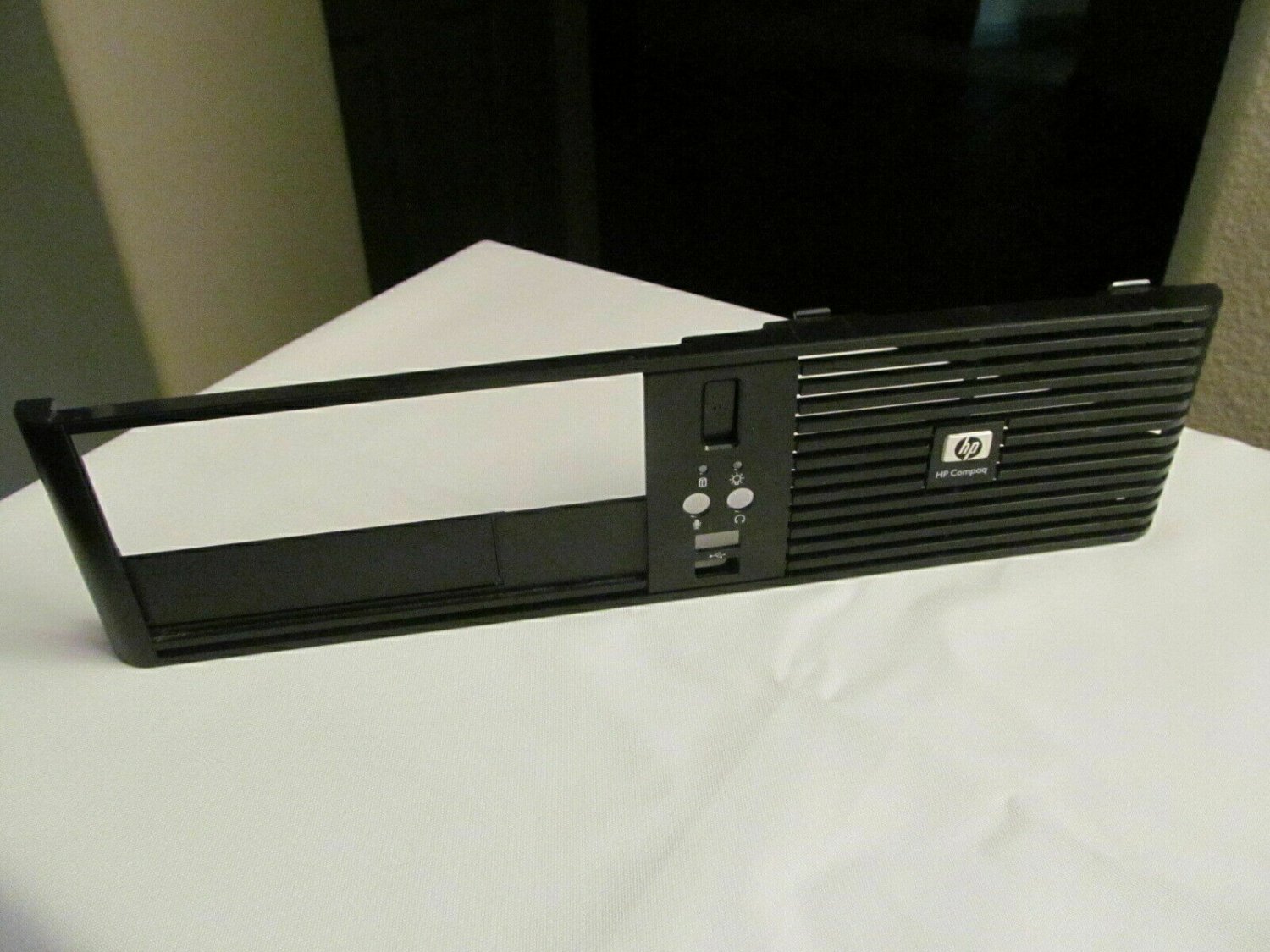 HP dc5800 dc7800 dc7900 Faceplate Front Bezel Cover Panel P5-444600