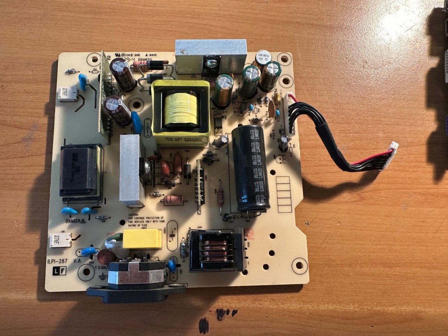 HP Compaq LA1951G EM890A  Power Supply Board  ILPI-287 E59670