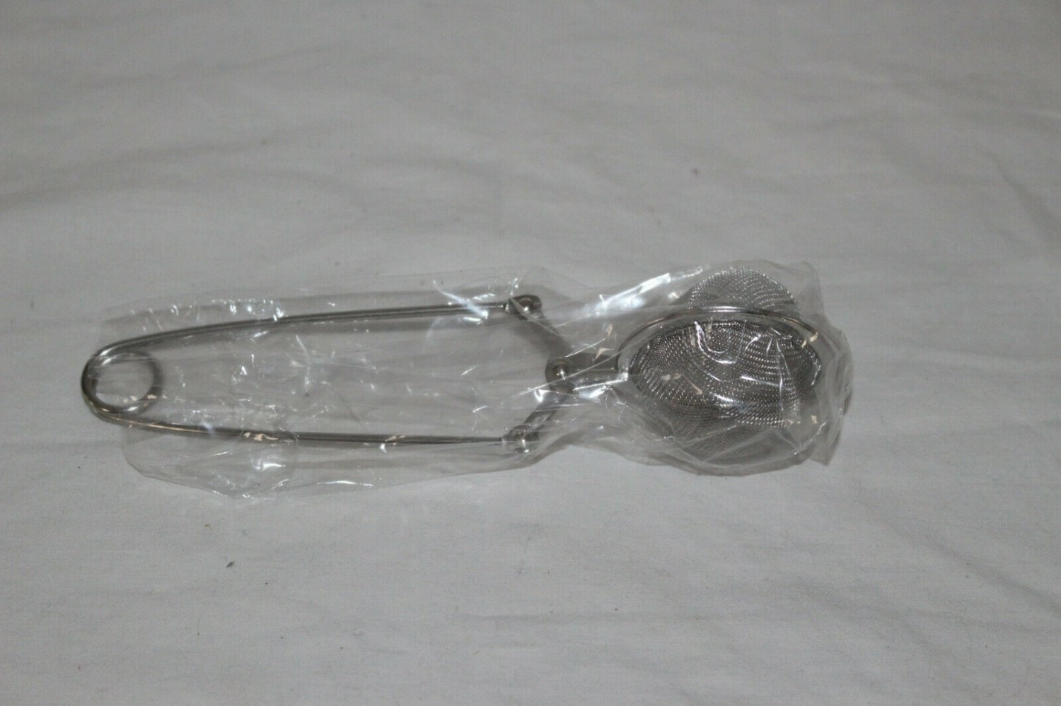 Tea Leaf Infuser Drip Strainer Ball Stainless Steel Mesh Snap Sphere Filter Hand
