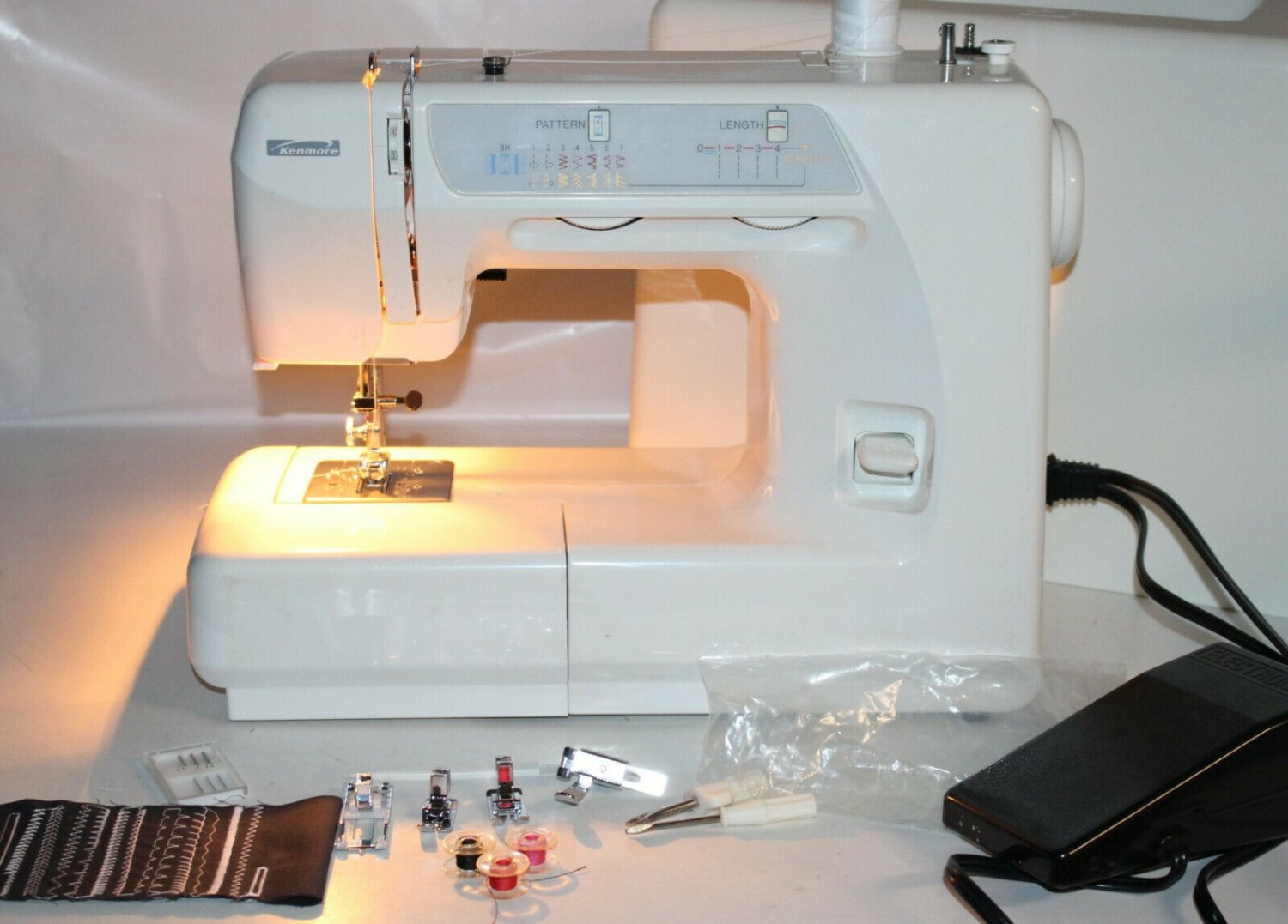 Sears Kenmore 385.12312 Portable Free Arm Sewing Machine w Case and Accessories
