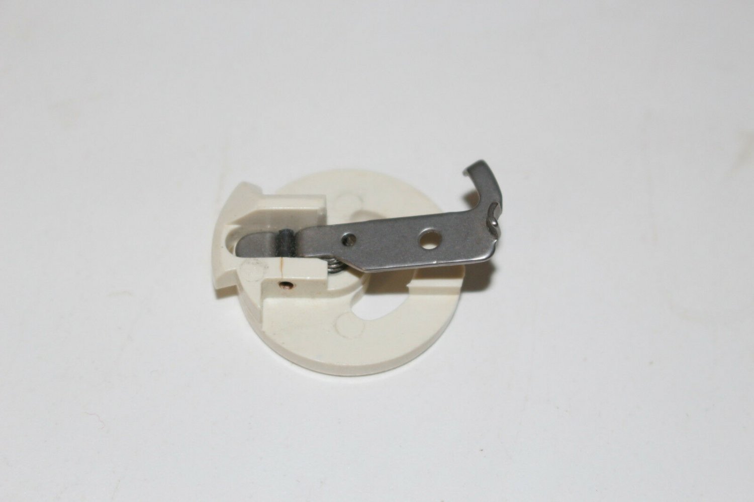 Vintage Singer Sewing Machine Chain Stitch Bobbin Cover Futura Creative Touch