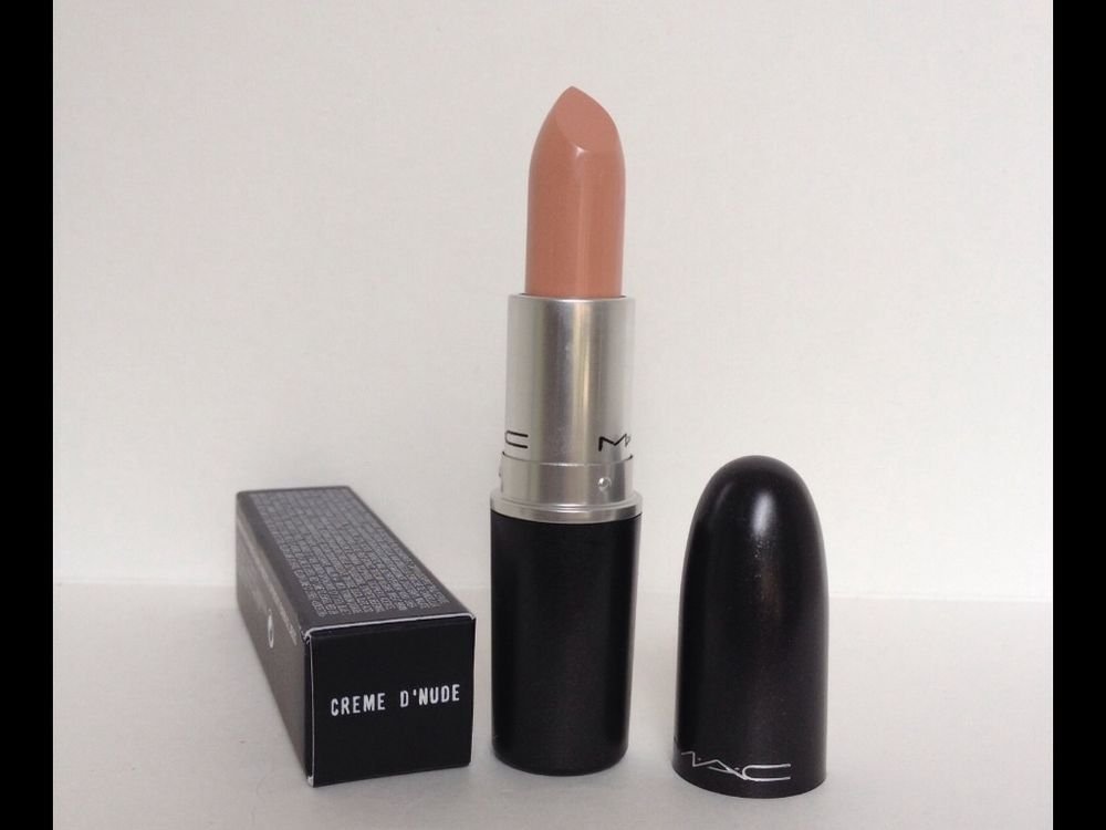 MAC Creamsheen Lipstick in CREME D'NUDE.