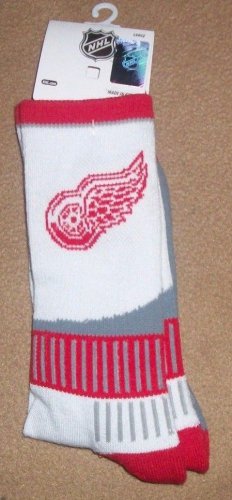Nwt red white knit DETROIT REDWING license NHL socks size 8-13 L