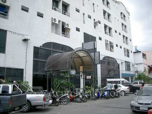 Ratchada-Suthisan