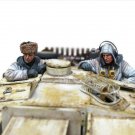 1:35 World War II German tank crews winter (2 figures)