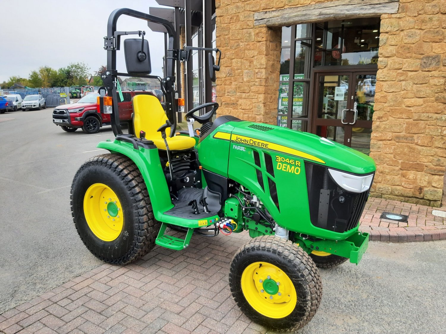 John Deere 3033R, 3038R, 3039R, 3045R, 3046R Compact Utility Tractors Technical Service Manual