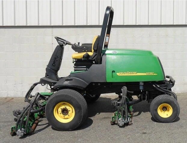 John Deere 3225C, 3235C, 3245C Lightweight Fairway Mower Service Technical Manual