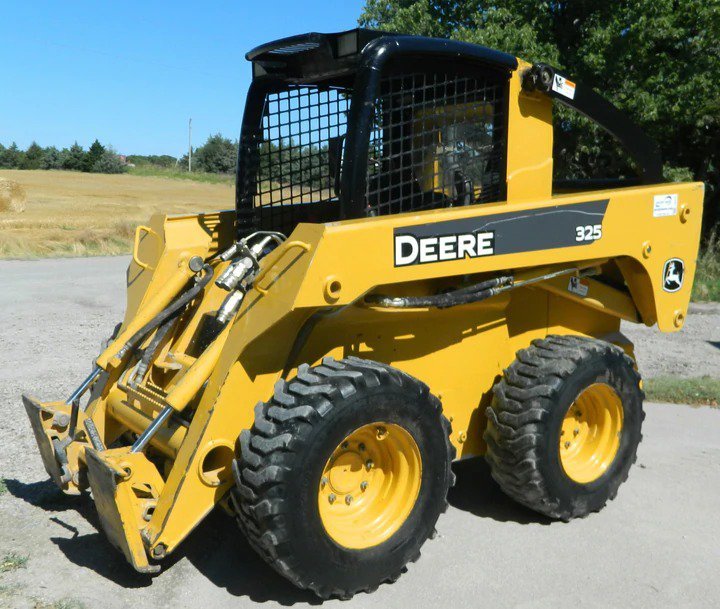 John Deere 325 and 328 Skid Steer Loader Operation and Test Manual TM2191