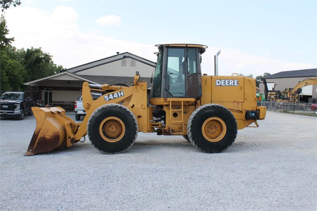 John Deere 544H Loader Parts Catalog Manual Download PC2610
