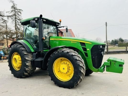 John Deere 8245R, 8270R, 8295R, 8320R, 8335R, 8345R, and 8370R Tractors Diagnostic Manual TM119019