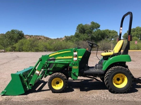 John Deere 2305 Compact Utility Tractor Service Manual TM2289 FEB2011