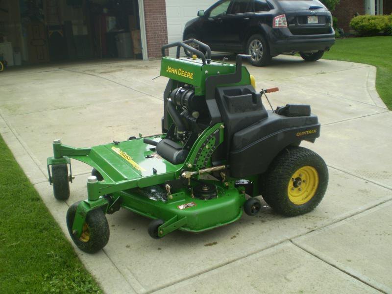 John Deere 647A,657A and 667A Quik-Trak Technical Manual TM2310