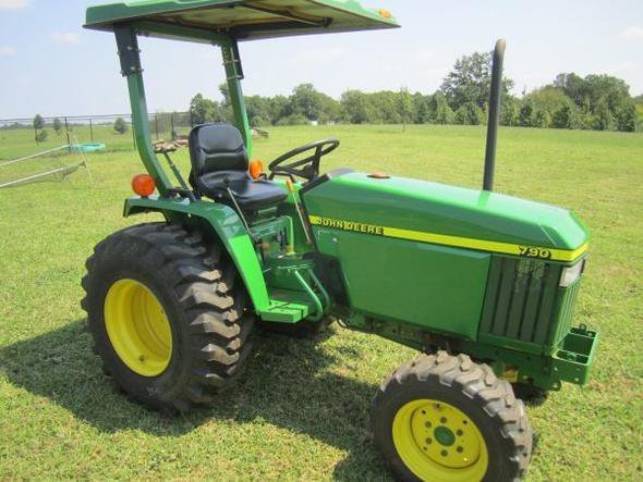 John Deere 790 Compact Utility Tractor Technical Manual TM2088
