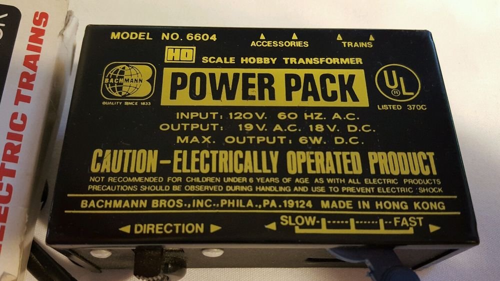 Bachmann HO Scale Electric Power Pack Item No. 6604 in 6610 Box
