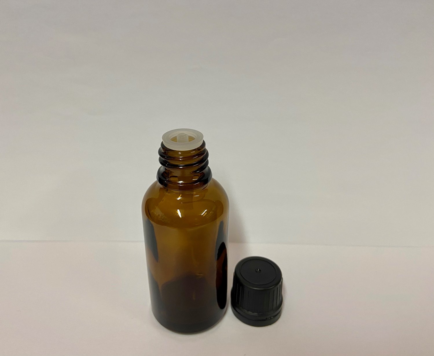 30ml Amber Oil Bottles with reducers and caps