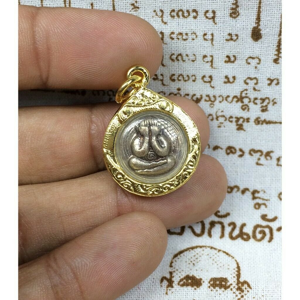 Phra Pidta LP Toh Talisman Gold Micron Pendant Thai Buddha Thailand Amulet Small