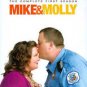 Mike & Molly: The Complete First Season (Blu-ray Disc, 2011, 2-Disc Set)