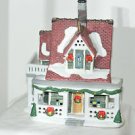 Christmas Village 2 level House 10" X 6"
