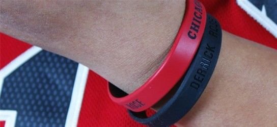 NBA*CHICAGO BULLS DERRICK ROSE* BASKETBALL ID WRIST BANDS BRACELET (ADULT SIZE)