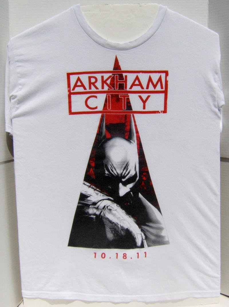 Pre-Owned DC Batman Arkham City Video Game Promo Short Sleeve T-Shirt Large Size