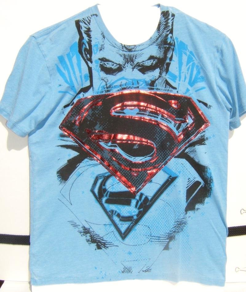 DC Superman Burnout Short Sleeve T-Shirt Medium Size NEW w/Tags Hard To Find