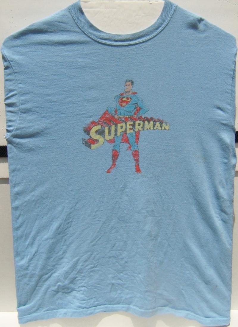DC Vintage Pre-owned Classic Superman Stance Medium Size T-Shirt 100 % Cotton