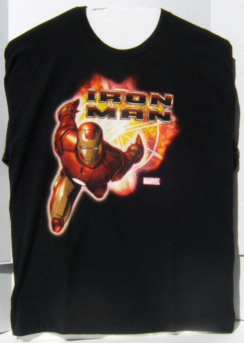 Pre-Owned Marvel Iron Man Tony Stark  Flying Short Sleeve X-Large T- Shirt