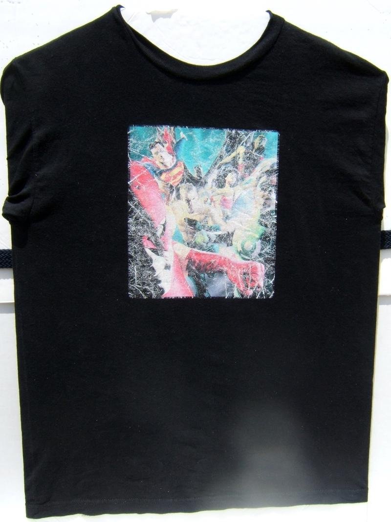 DC Vintage Pre-owned Alex Ross JLA Liberty & Justice Medium Size T-Shirt