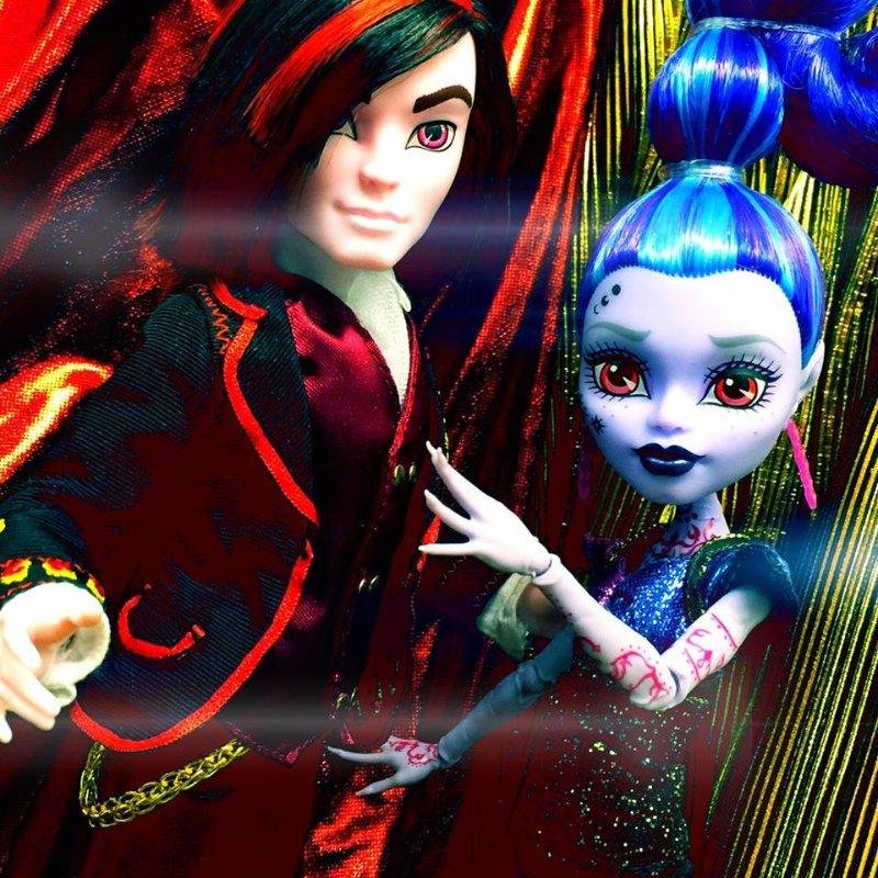 SDCC 2015 Mattel Monster High Villain 2-Pack Valentine & Whisp Exclusive