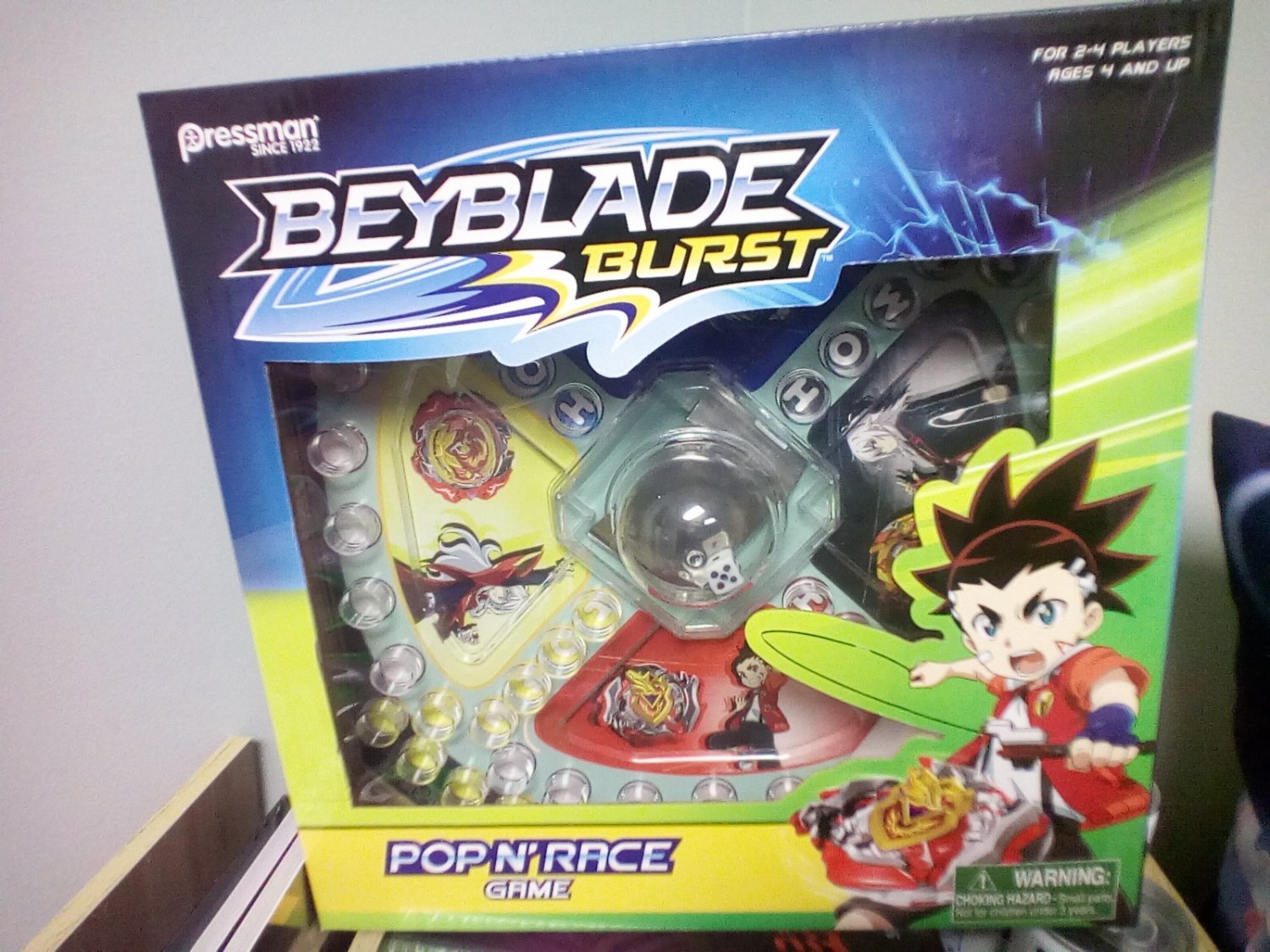 Beyblade Burst Pop 'N' Race