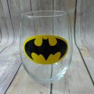 Batman Symbol Wine Glass - Bat Signal wine - Batman Wine 21 oz large stemless