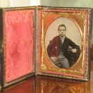 Antique Photography : Daguerreotype / Ambrotype in folding leather case