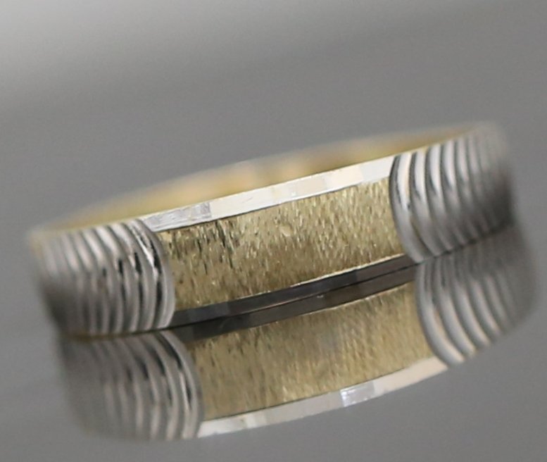 UNIQUE SOLID 14K YELLOW & WHITE GOLD MENS WEDDING BAND RING SZ 12.5 ~ 3 GRAMS