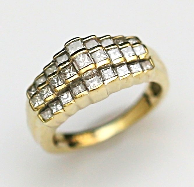 ESTATE 14K SOLID YELLOW GOLD & 1CT PRINCESS CUT DIAMOND STEP RING BAND ~ PRETTY!