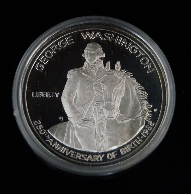 U.S. MINT 1982 S GEORGE WASHINGTON SILVER PROOF COMMEMORATIVE HALF DOLLAR COIN