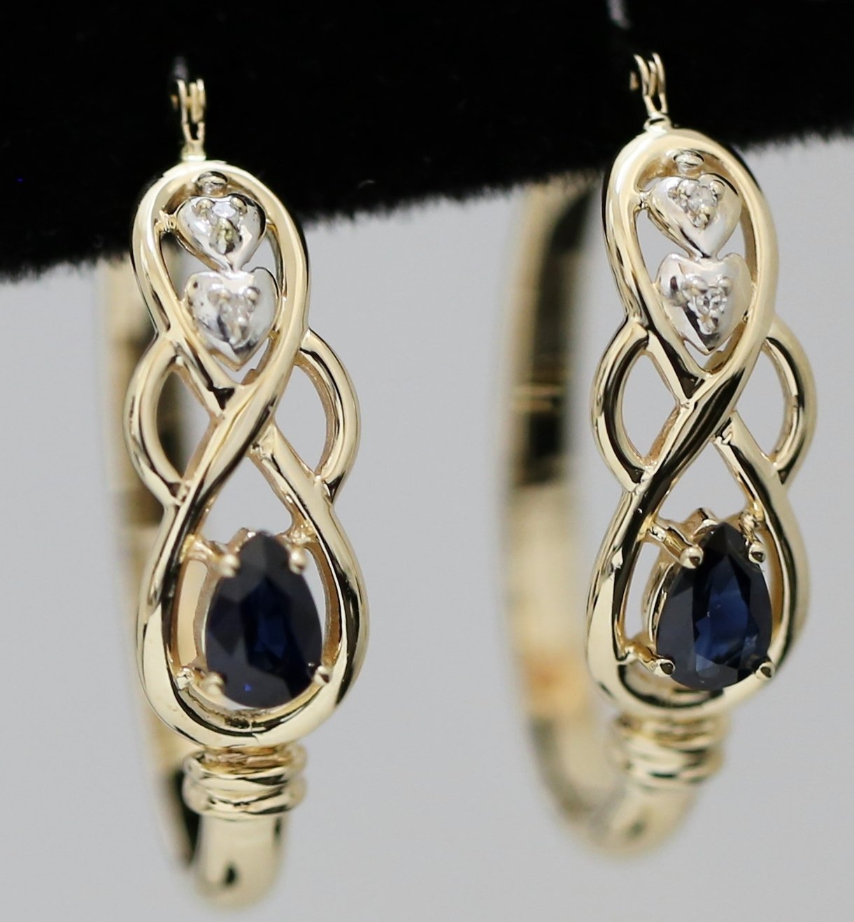 14K SOLIDYELLOW GOLD 1.02 CT PEAR SHAPED SAPPHIRE & DIAMOND HOOOP EARRINGS