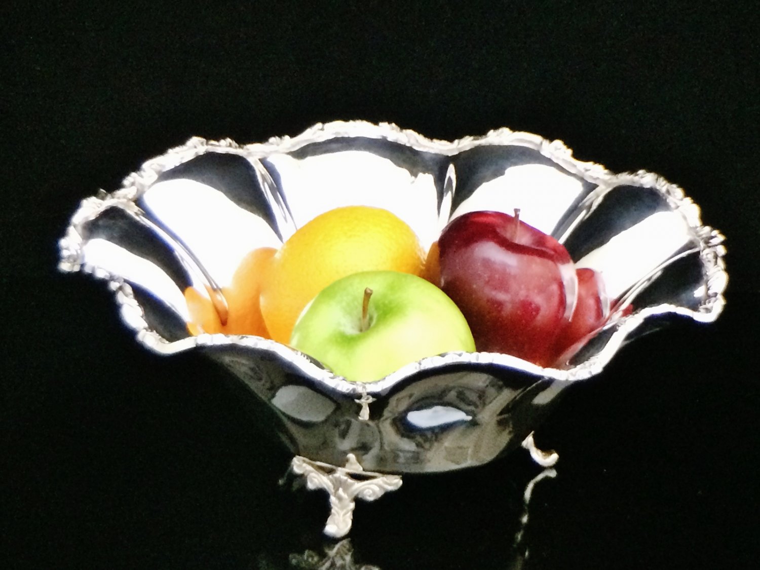 GORGEOUS 925 STERLING SILVER LARGE & HEAVY SCALLOPED RIM FOOTED BOWL CENTERPIECE