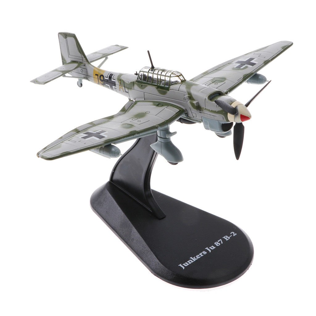 1 100 Scale Junkers Ju 87 B 2 Stuka Military Aircraft Kit Showcase