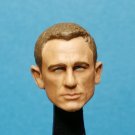 036 DANIEL CRAIG  007